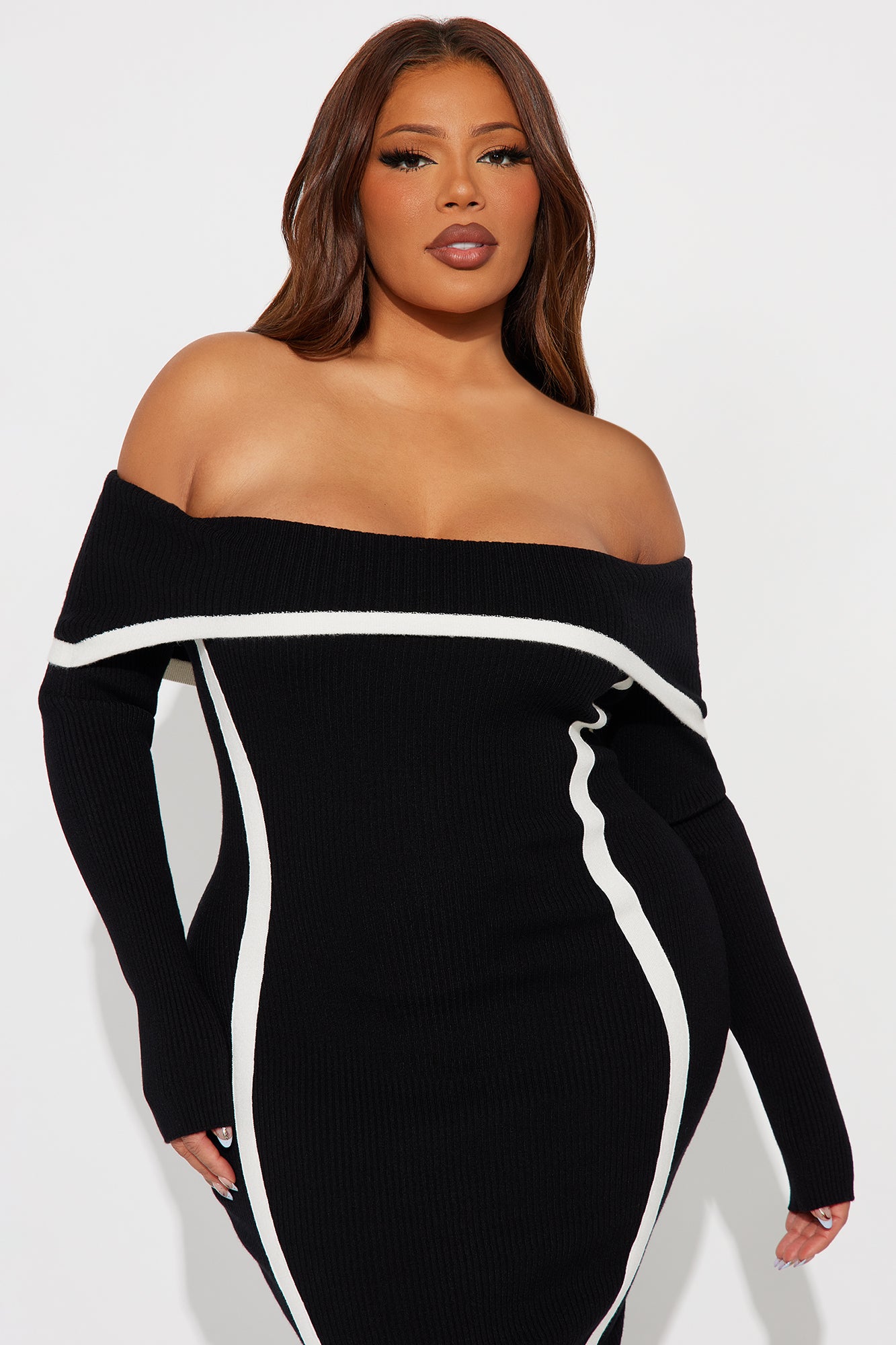 Monique Off Shoulder Sweater Maxi Dress - Black/White